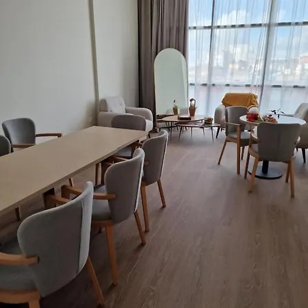 Zenao - La Rose Des Vents Апарт-отель 4*